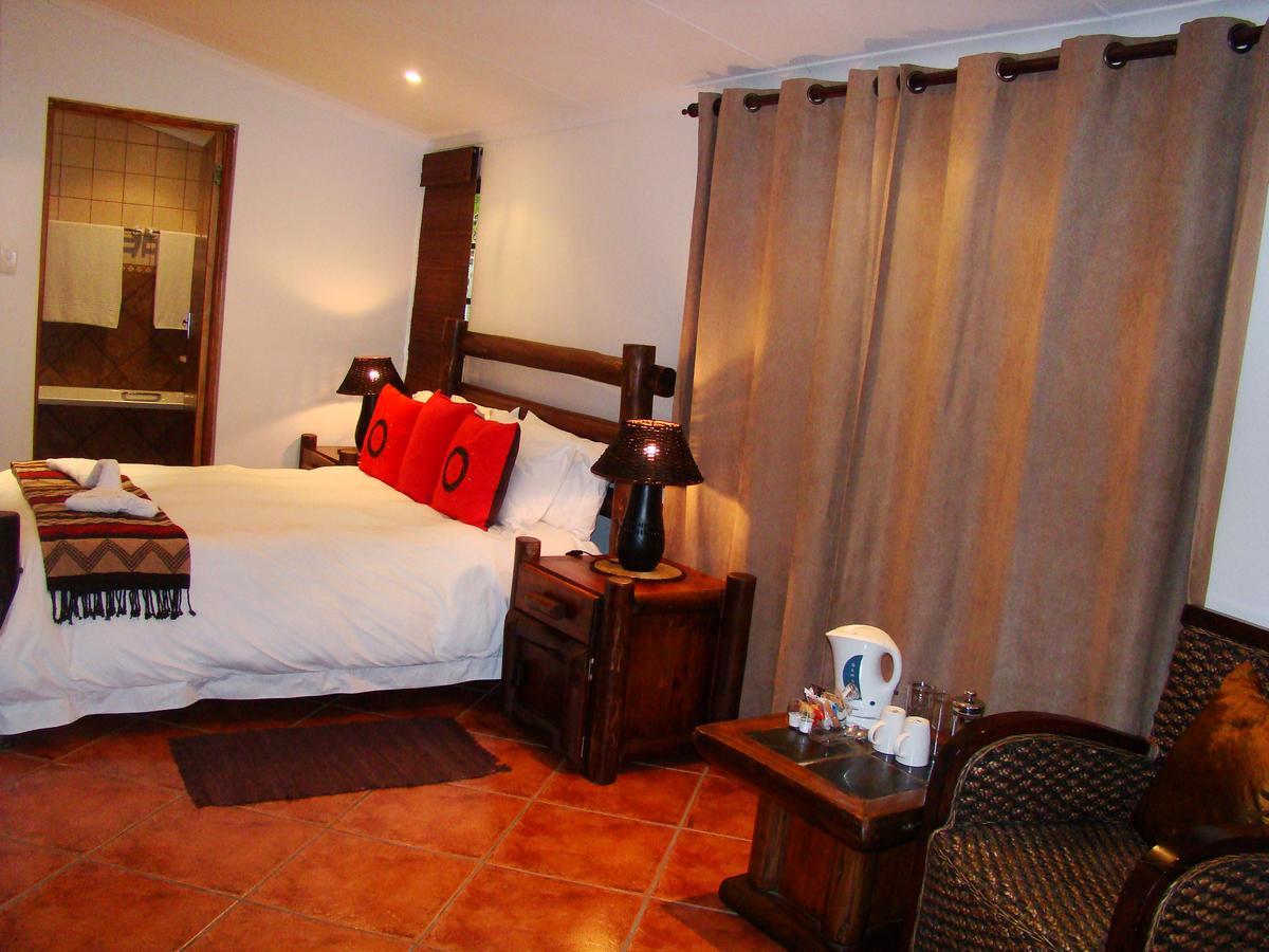 Oppi Rotse Guesthouse St Lucia Exterior photo